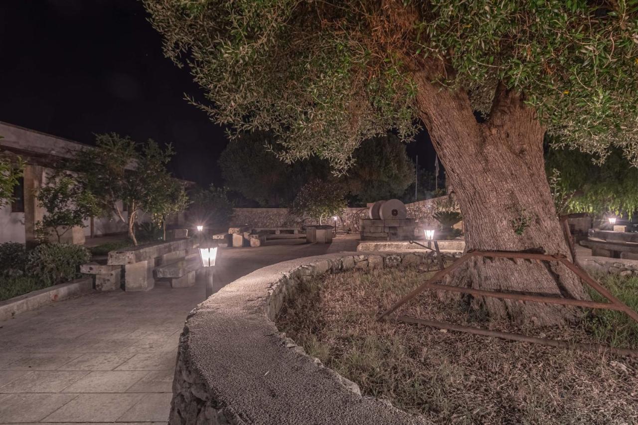 Masseria Cinti Bagnolo del Salento Exteriör bild